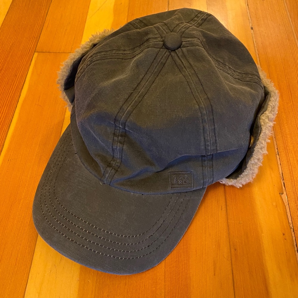 REI | Ushanka Hat | Navy Blue | Small